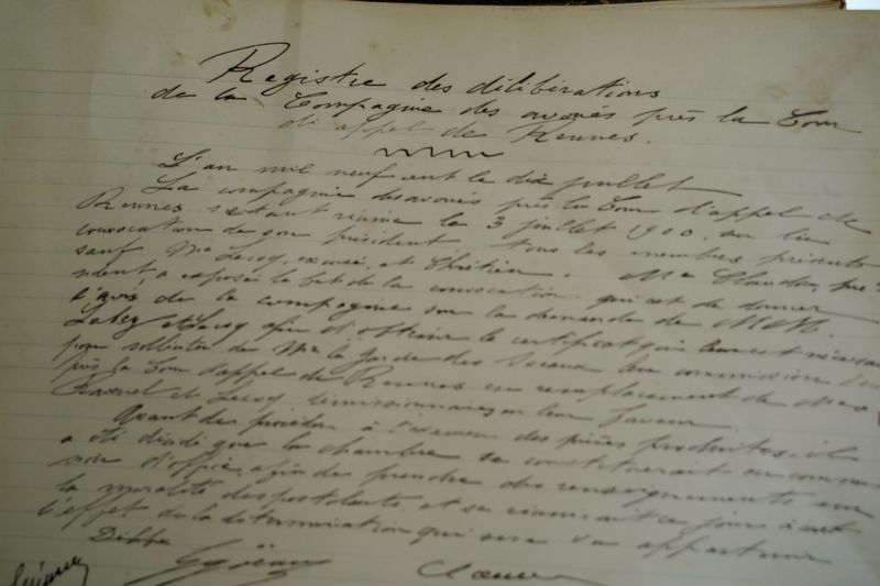 Registre manuscrit des délibérations de la Compagnie des avoués près la cour d'appel de Rennes